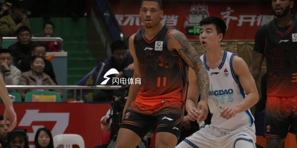 OB电竞-赢下齐鲁德比！山东高速男篮85-76力克青岛，取得两连胜